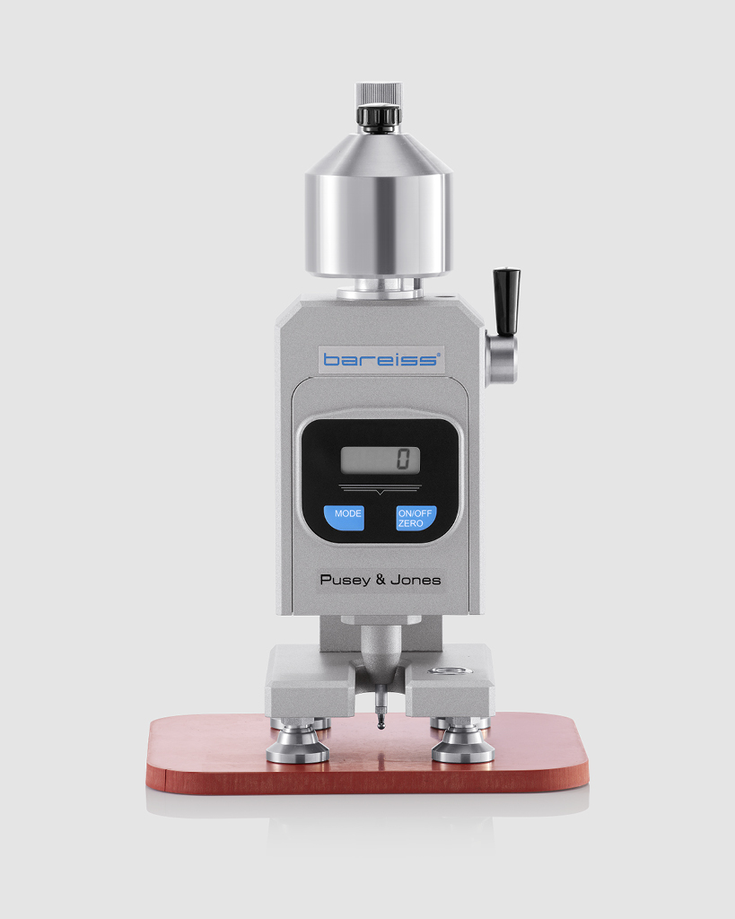 Digital hardness tester Pusey & Jones on sample